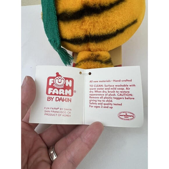 Vintage Dakin Garfield Takes The Mountain Stuffed Plush Sleigh Sled Winter Cat‎ - Picture 5 of 7